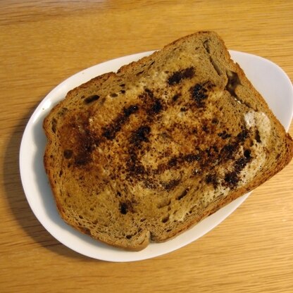 コーヒーが好きなので、作ってみました
茶色いパンで作ったので分かりづらくてスイマセン
美味しかったです
ご馳走様でした